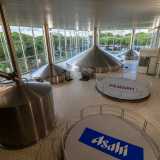 Ma come viene realizzata la birra? Giuseppe Mascellaro, tecnologo alimentare dell�azienda, ci conduce in un vasto ambiente occupato da gigantesche vasche metalliche